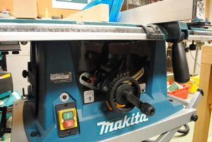 Makita MLT100 regolazioni