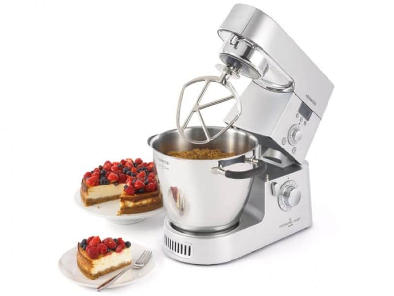kenwood cooking chef km096 con dolce a fianco frusta