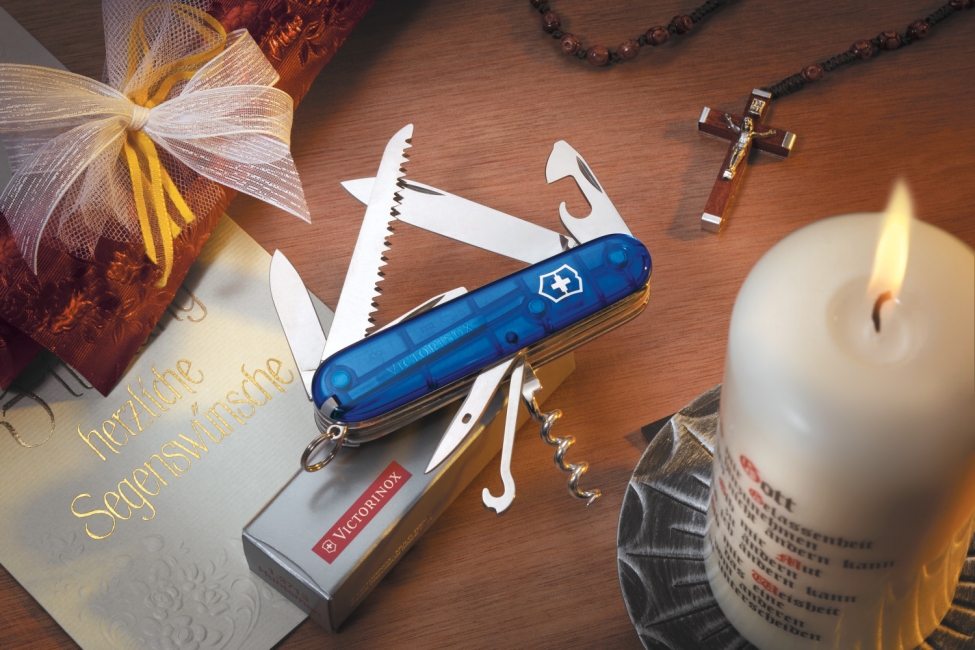 Victorinox Huntsman 1.3713