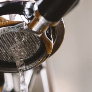 Decalcificazione macchina per caffè