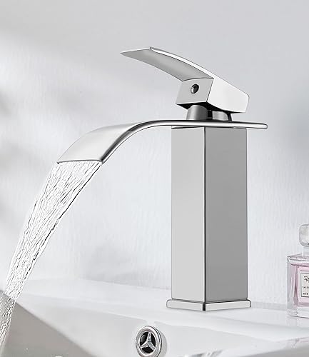 FAOKZE Rubinetti per Cascata bagno,rubinetteria bagno lavabo con un design moderno,regolazione per l'acqua calda e fredda,un miscelatore monocomando con valvola in ceramica di alta qualità,Cromato.