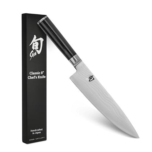 KAI Shun Classic coltello da cucina giapponese 20 cm lunghezza lama - coltello damasco 32 strati nucleo VG MAX - 61 (&plusmn;1) HRC - manico in legno Pakka - Made in Japan - coltello da cucina