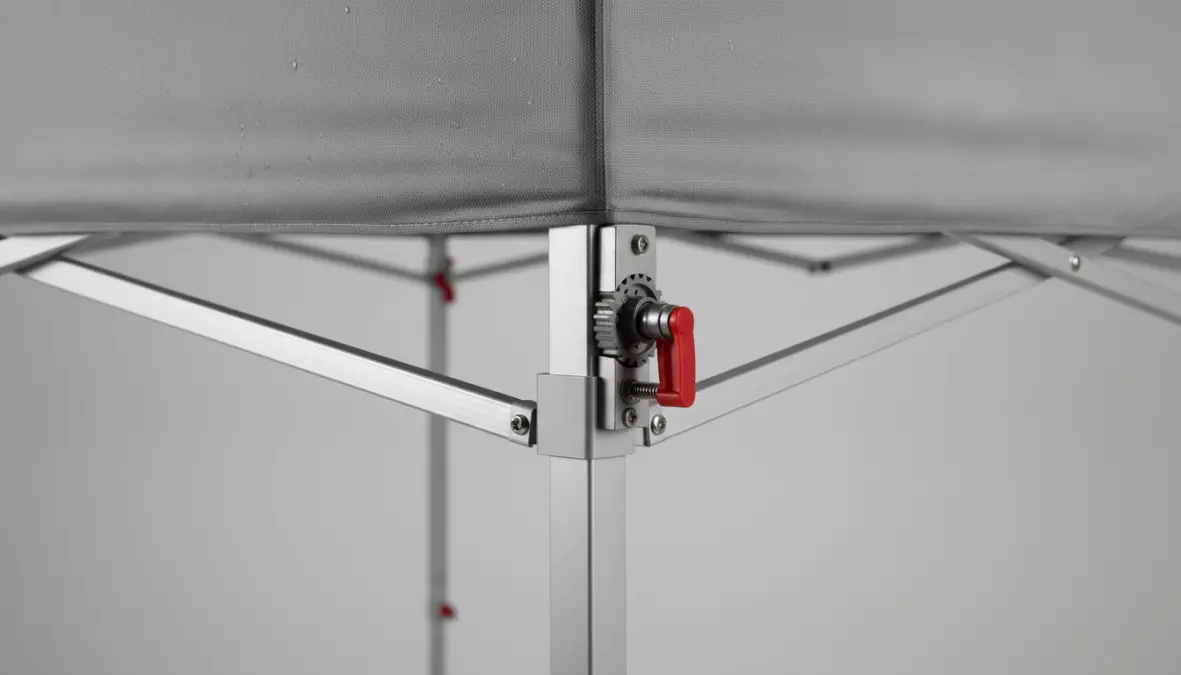 Dettaglio struttura telescopica e telo impermeabile gazebo professionale